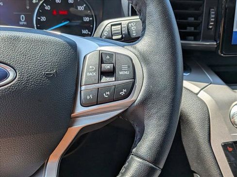 Certified 2022 Ford Explorer XLT w/ Equipment Group 202A AWD/4WD image 13