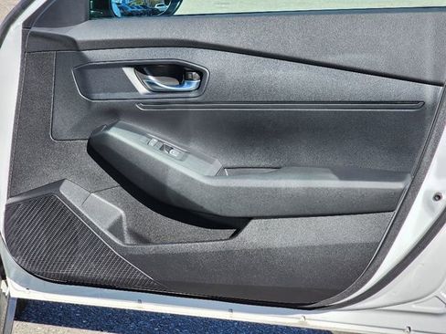 Used 2025 Honda Accord LX image 10