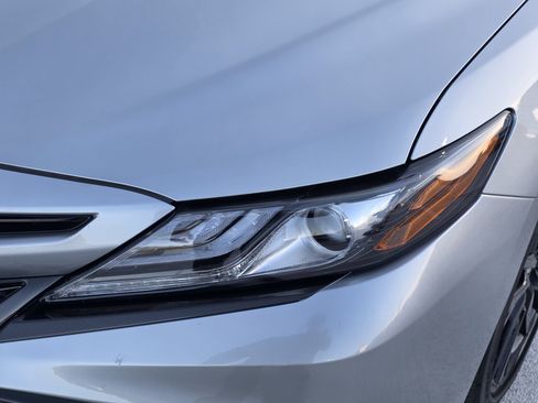 Used 2024 Toyota Camry XSE w/ Navigation Package image 28