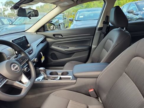 New 2026 Nissan Altima 2.5 SV FWD image 15
