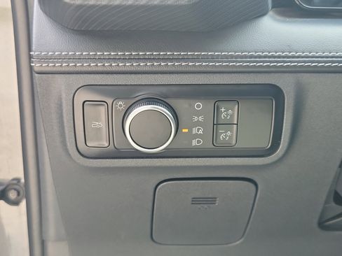 Used 2024 Ford Mustang Premium RWD image 27