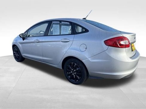Used 2013 Ford Fiesta S image 6