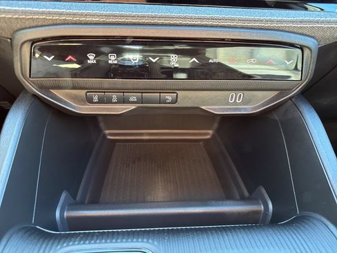 New 2026 Jeep Cherokee Laredo AWD/4WD image 27