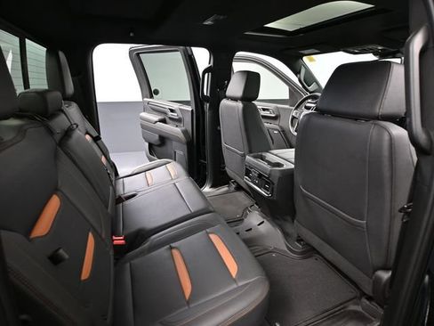 Used 2024 GMC Sierra 2500 AT4 w/ AT4 Preferred Package AWD/4WD image 52