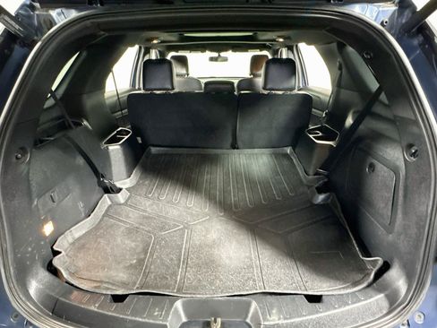 Used 2018 Ford Explorer XLT w/ Equipment Group 202A AWD/4WD image 25