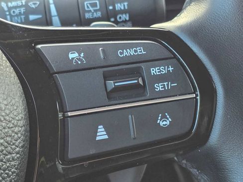 Used 2025 Honda Pilot EX-L image 35