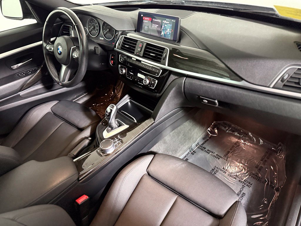Used 2018 BMW 330i Gran Turismo xDrive AWD/4WD image 26