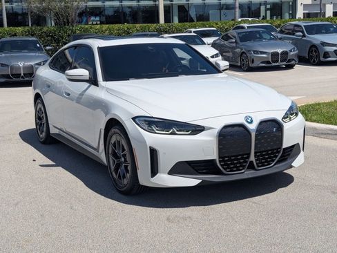 Certified 2023 BMW i4 eDrive35 w/ Premium Package image 3