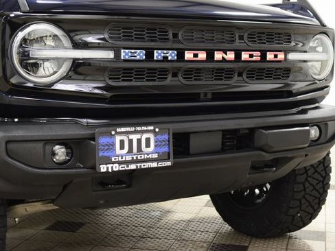 Used 2021 Ford Bronco Outer Banks image 11