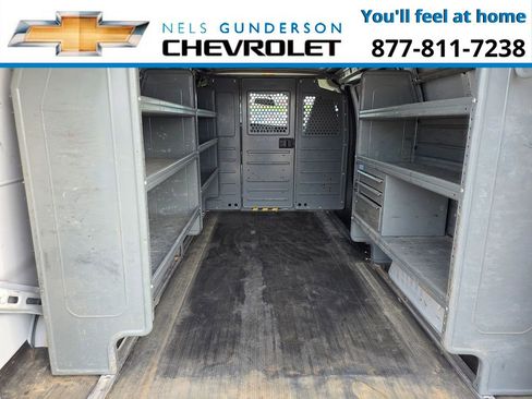 Used 2018 Chevrolet Express 3500 w/ Driver Convenience Package image 12