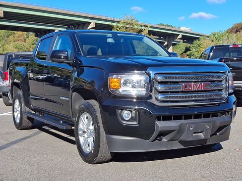 Used 2019 GMC Canyon SLE w/ SLE Convenience Package image 2