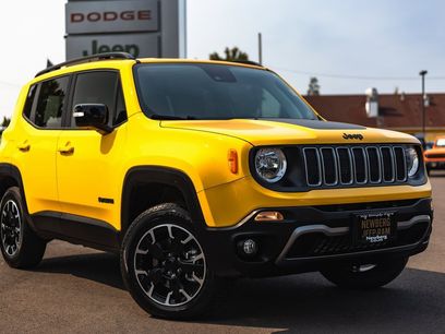 Used 2023 Jeep Renegade Latitude