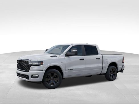 Used 2026 RAM 1500 Big Horn AWD/4WD image 2