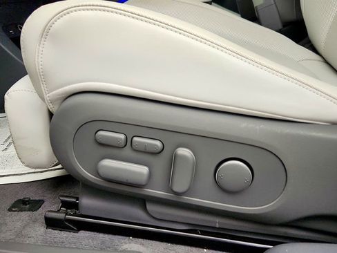 Used 2024 Hyundai Ioniq 5 Limited RWD image 12