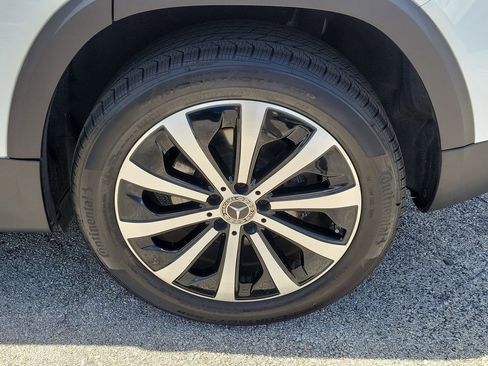 Certified 2022 Mercedes-Benz GLB 250 image 10