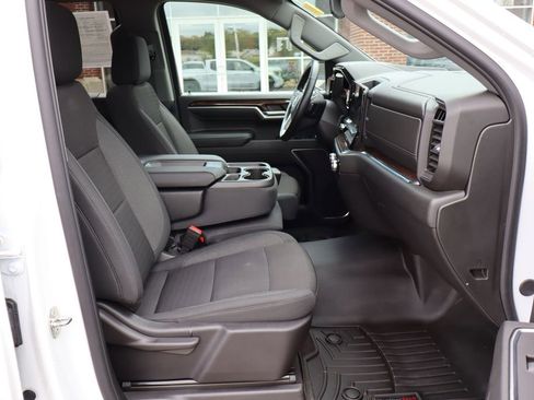 Used 2024 GMC Sierra 1500 Elevation image 46