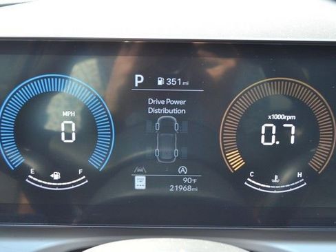 Used 2025 Hyundai Tucson SEL AWD/4WD image 22