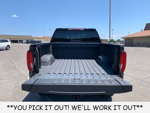 Used 2024 GMC Sierra 1500 AT4X w/ AT4X AEV Edition AWD/4WD image 9