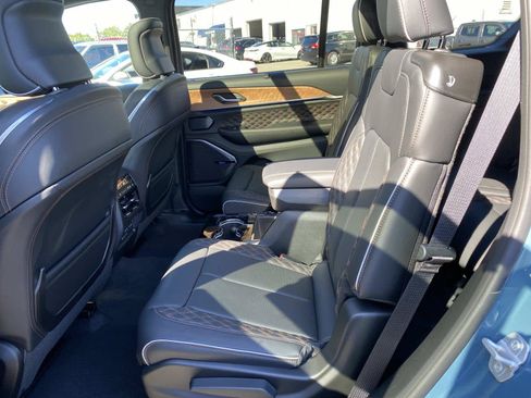 New 2027 Jeep Grand Cherokee L Summit AWD/4WD image 7