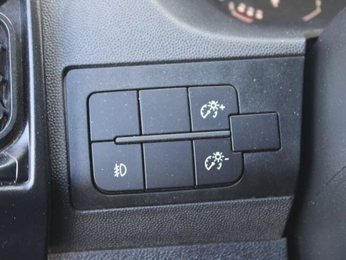 Used 2025 RAM ProMaster 2500 w/ Convenience Group FWD image 24