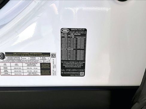 Certified 2023 Land Rover Range Rover Sport SE AWD/4WD image 17