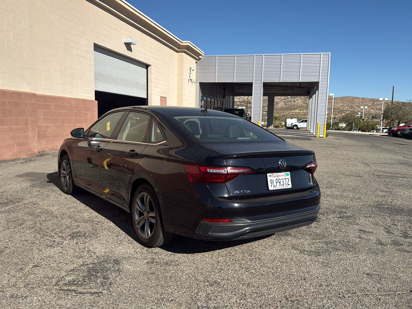 Used 2024 Volkswagen Jetta SE FWD image 5