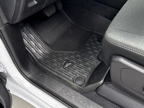 New 2026 RAM 1500 Big Horn AWD/4WD image 13