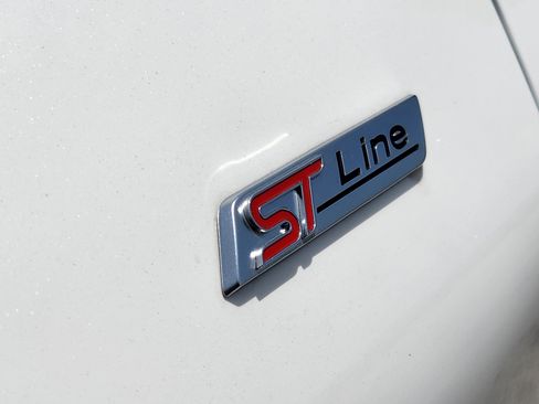 New 2026 Ford Explorer ST-Line w/ ST-Line Street Pack RWD image 9
