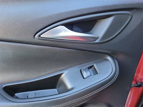 Used 2024 Buick Encore GX Sport Touring image 30