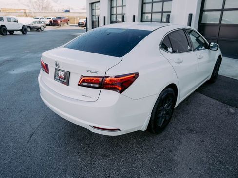 Used 2016 Acura TLX V6 SH-AWD w/ Technology Pkg image 8