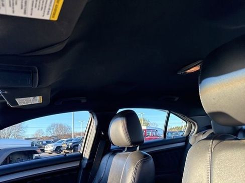 Used 2016 Ford Taurus SEL image 22