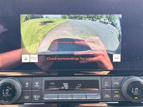 Used 2026 Toyota Grand Highlander AWD image 30
