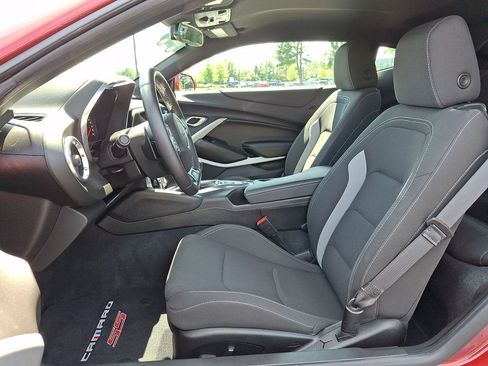 Certified 2018 Chevrolet Camaro SS RWD image 11