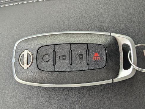 Certified 2024 Nissan Kicks SR w/ SR Premium Package image 28