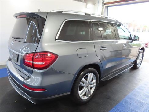 Used 2018 Mercedes-Benz GLS 450 4MATIC w/ Premium Package image 15