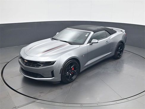 Used 2023 Chevrolet Camaro LT image 13