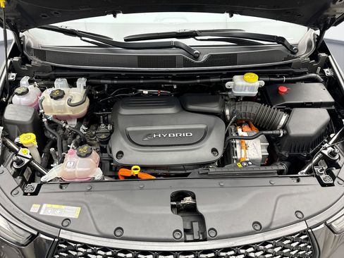 Used 2022 Chrysler Pacifica Limited w/ S Appearance Package image 30