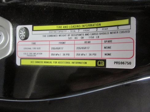 Used 2023 Chrysler Pacifica Touring-L FWD image 43