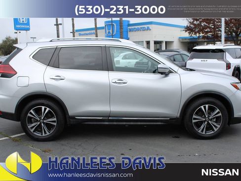 Used 2018 Nissan Rogue SL FWD image 6