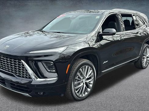 Used 2026 Buick Enclave Avenir w/ Super Cruise Package AWD/4WD image 2