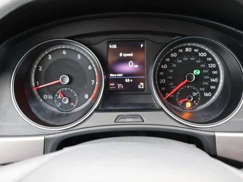 Used 2019 Volkswagen Atlas S image 35