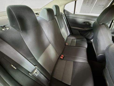 Used 2024 Nissan Sentra SV FWD image 32
