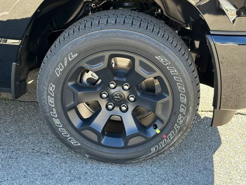 New 2026 RAM 1500 Express image 11