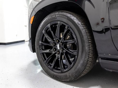 Used 2023 Cadillac Escalade Sport Platinum w/ LPO, ONYX Package image 12