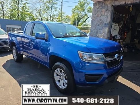 Used 2018 Chevrolet Colorado LT RWD image 1