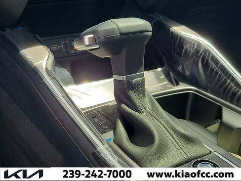 New 2026 Kia Sorento LX FWD image 29
