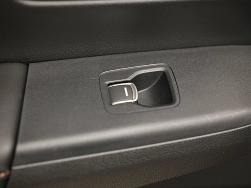 Certified 2025 Honda CR-V Sport Touring image 26