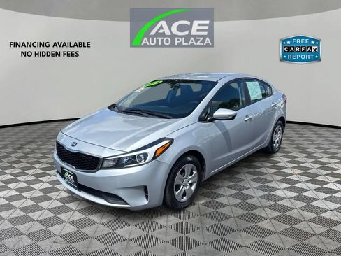 Used 2018 Kia Forte LX FWD image 2