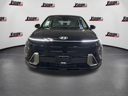 Used 2026 Hyundai Kona SE AWD/4WD image 2