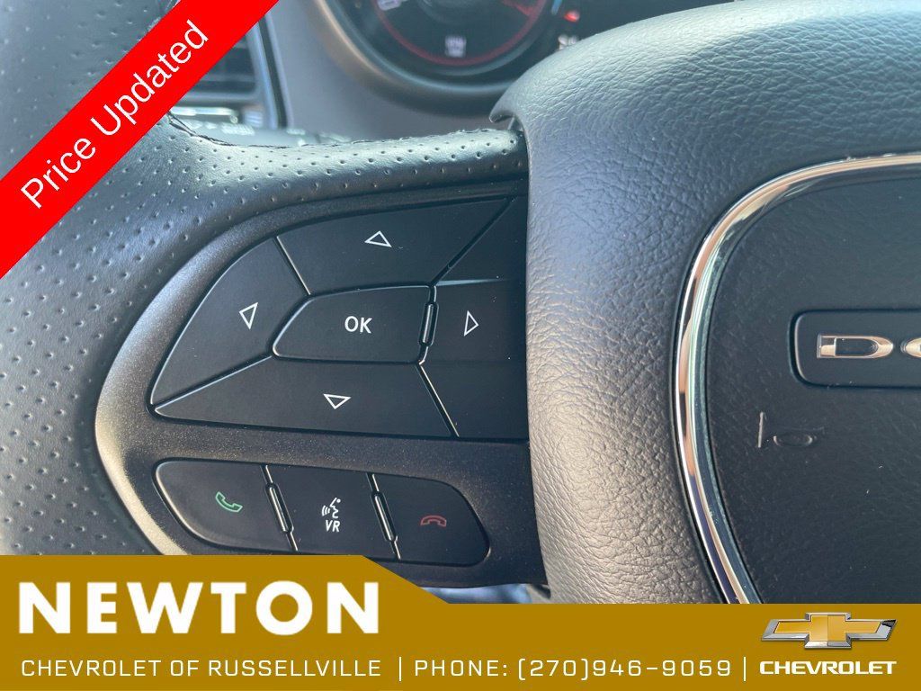 Used 2023 Dodge Challenger SXT w/ Blacktop Package RWD image 13